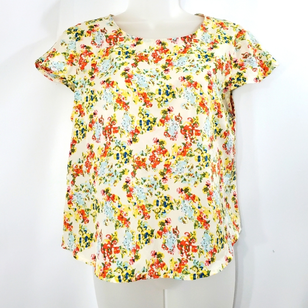 Elodie Floral Blouse With a Tie Back